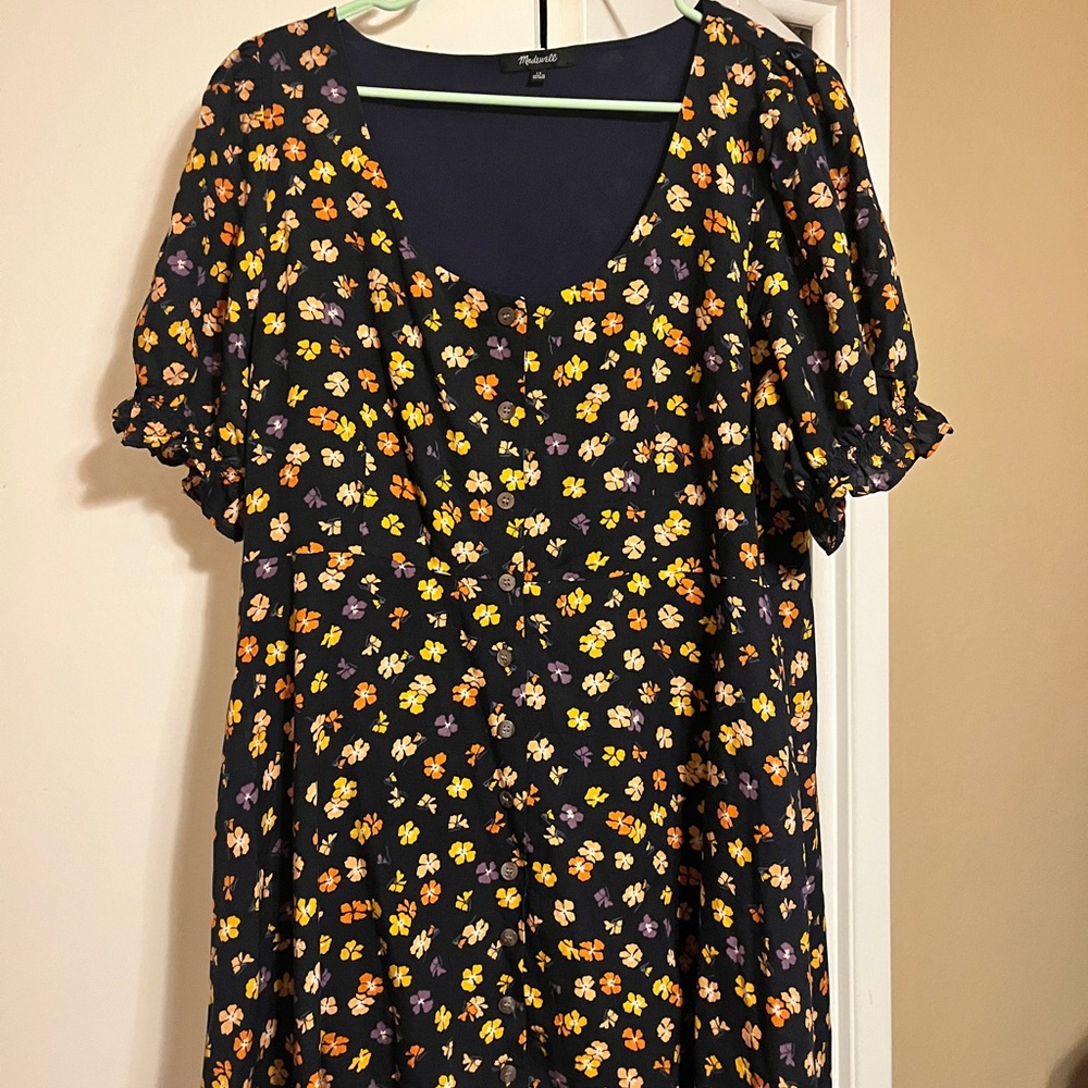 Floral Puff Sleeve Dress